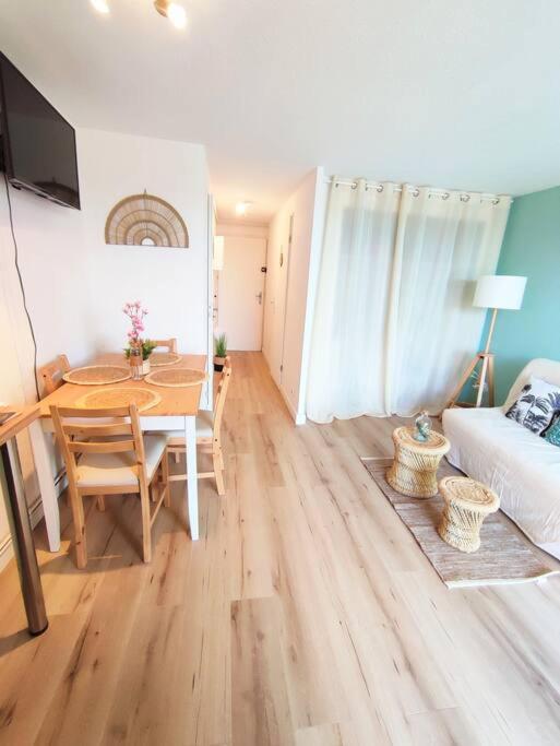 L'Escapade : Charmant T2 -Parking Gratuit, Piscine, Wifi, Clim Gruissan Exterior photo